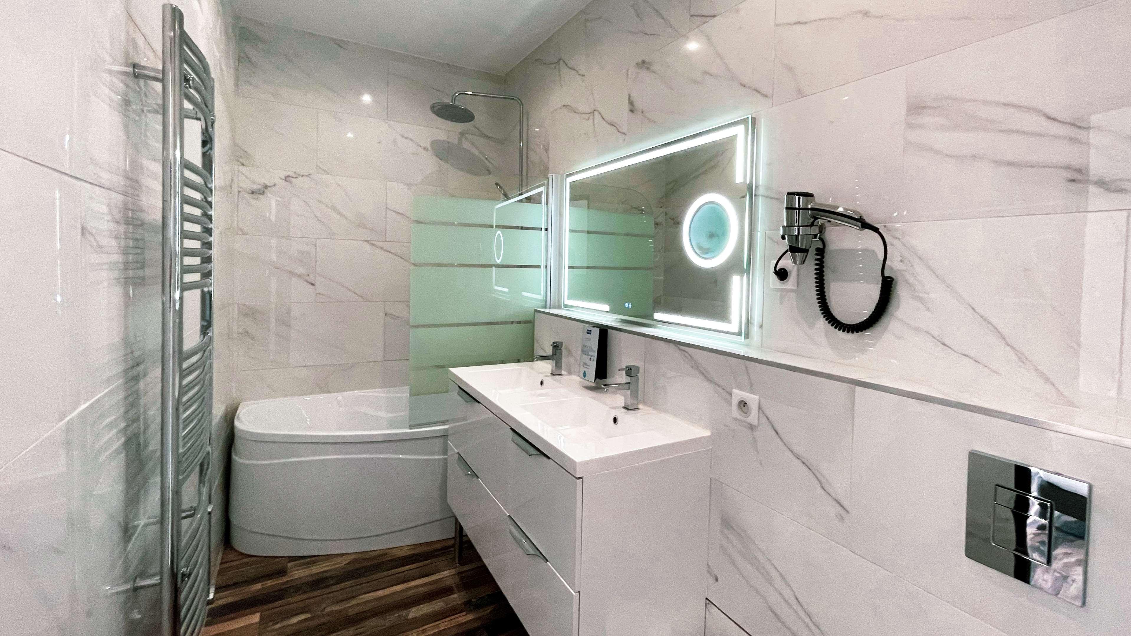Kyriad Marseille Blancarde - Timone Ngoại thất bức ảnh